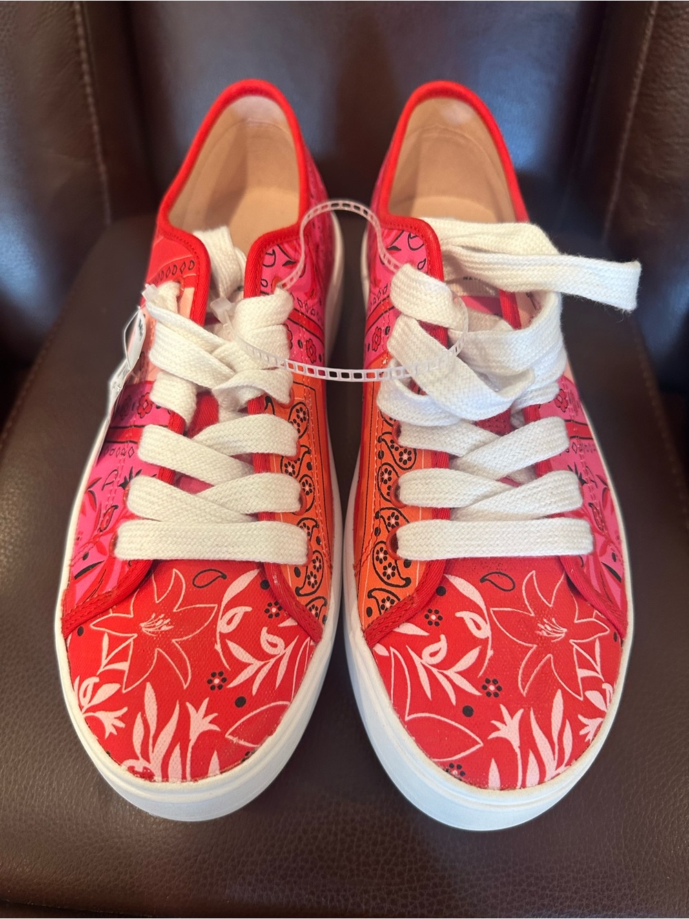 kate spade new york Serve Bandana Patchwork Sneakers. Size 8.5. NWT